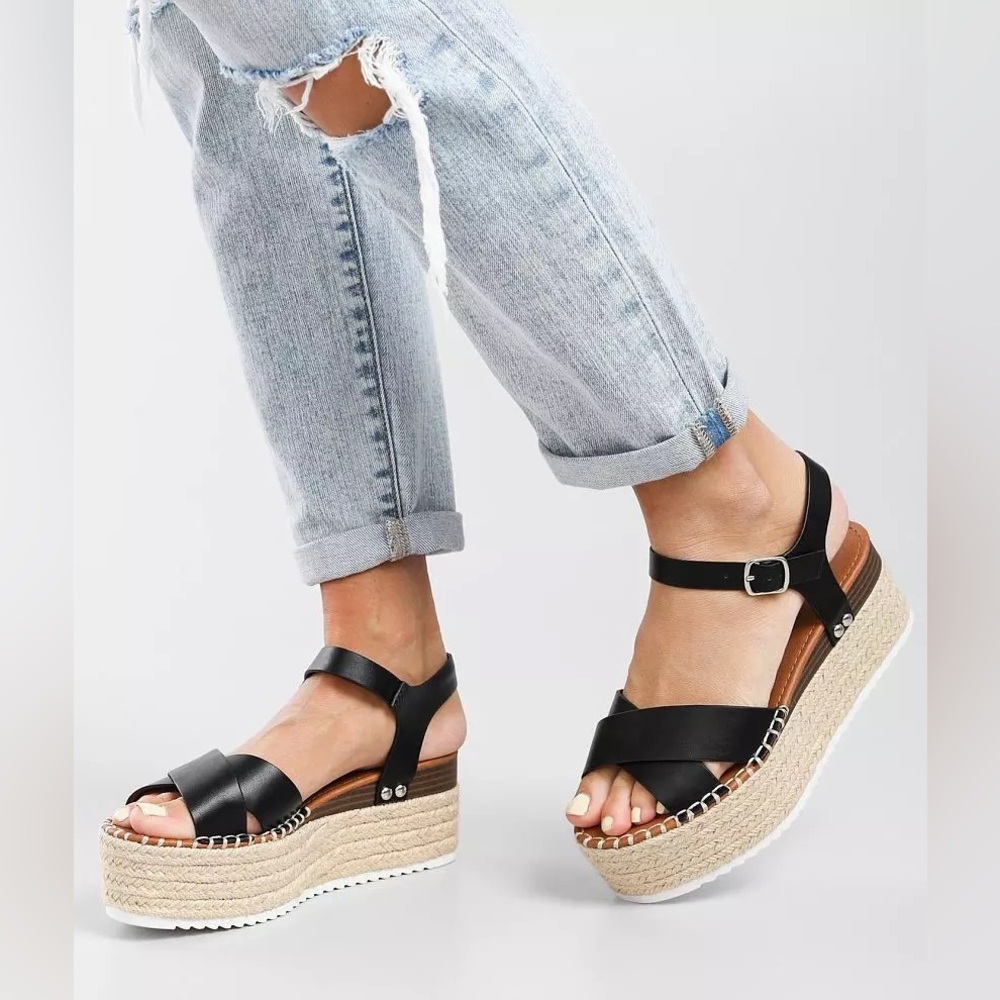 Jute wrapped Flatform sandal